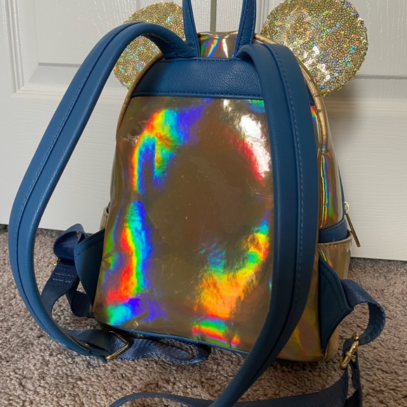 50th Anniversary EARidescent Shimmer Loungefly Mini Backpack Excellent Condition - Picture 4 of 7
